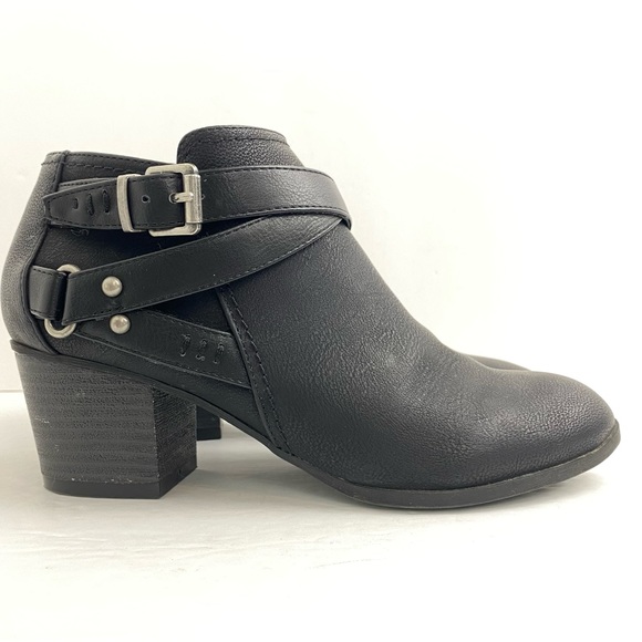 Indigo Rd. Shoes - Indigo Rd. Sigrid size 8 Women’s Black Buckle Ankle Boots Booties
